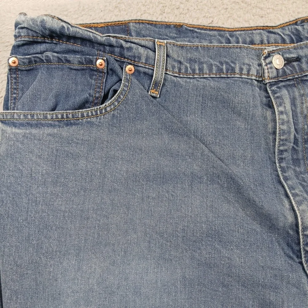 Levi's 559 Relaxed Straight Jeans‎ Mens 52x32 Light Wash Blue Denim EUC